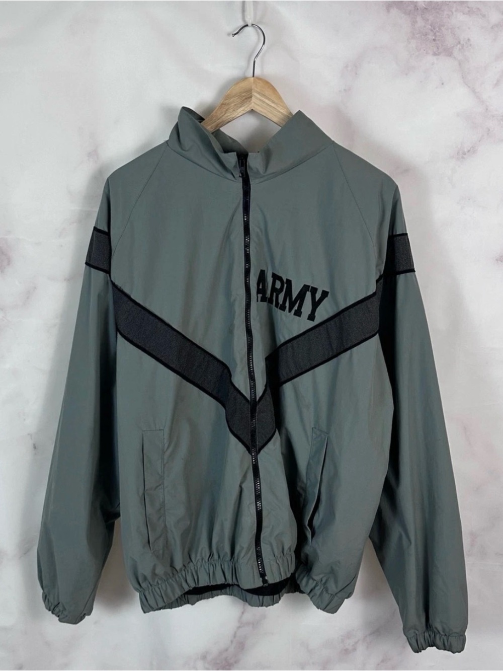 Vintage Army Issued Jacket US Military IPFU Nylon Zip-Up Size L Surplus Grey